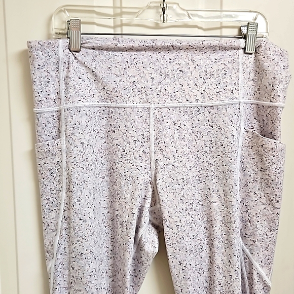 Athleta Salutation Stash Pocket Tight Leggings - Picture 2 of 5